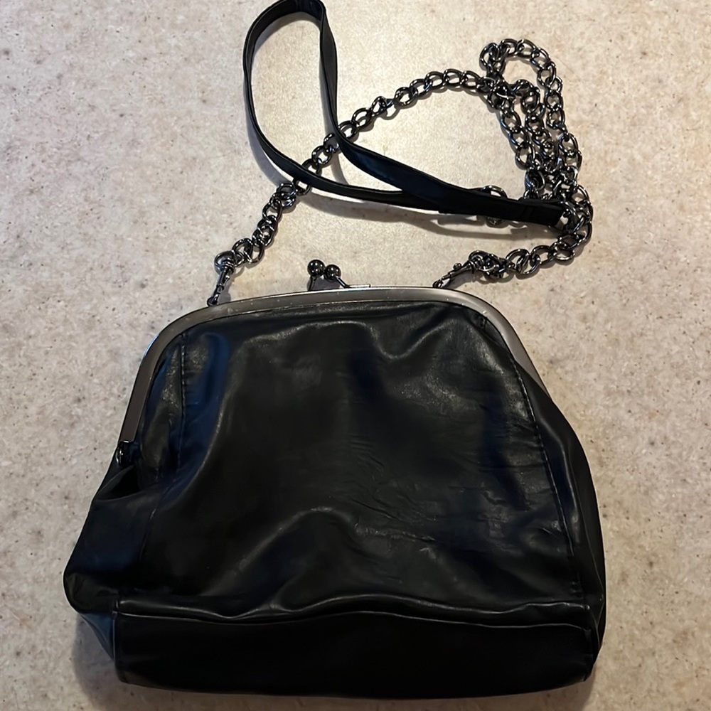 Kisslock Coin purse style Bag